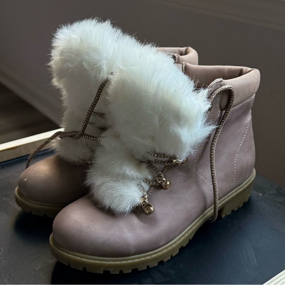 Size 3 Girl Boots